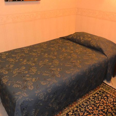 Hotel Italia City Center Mantova Bagian luar foto