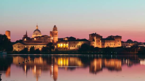 Hotel Italia City Center Mantova Bagian luar foto