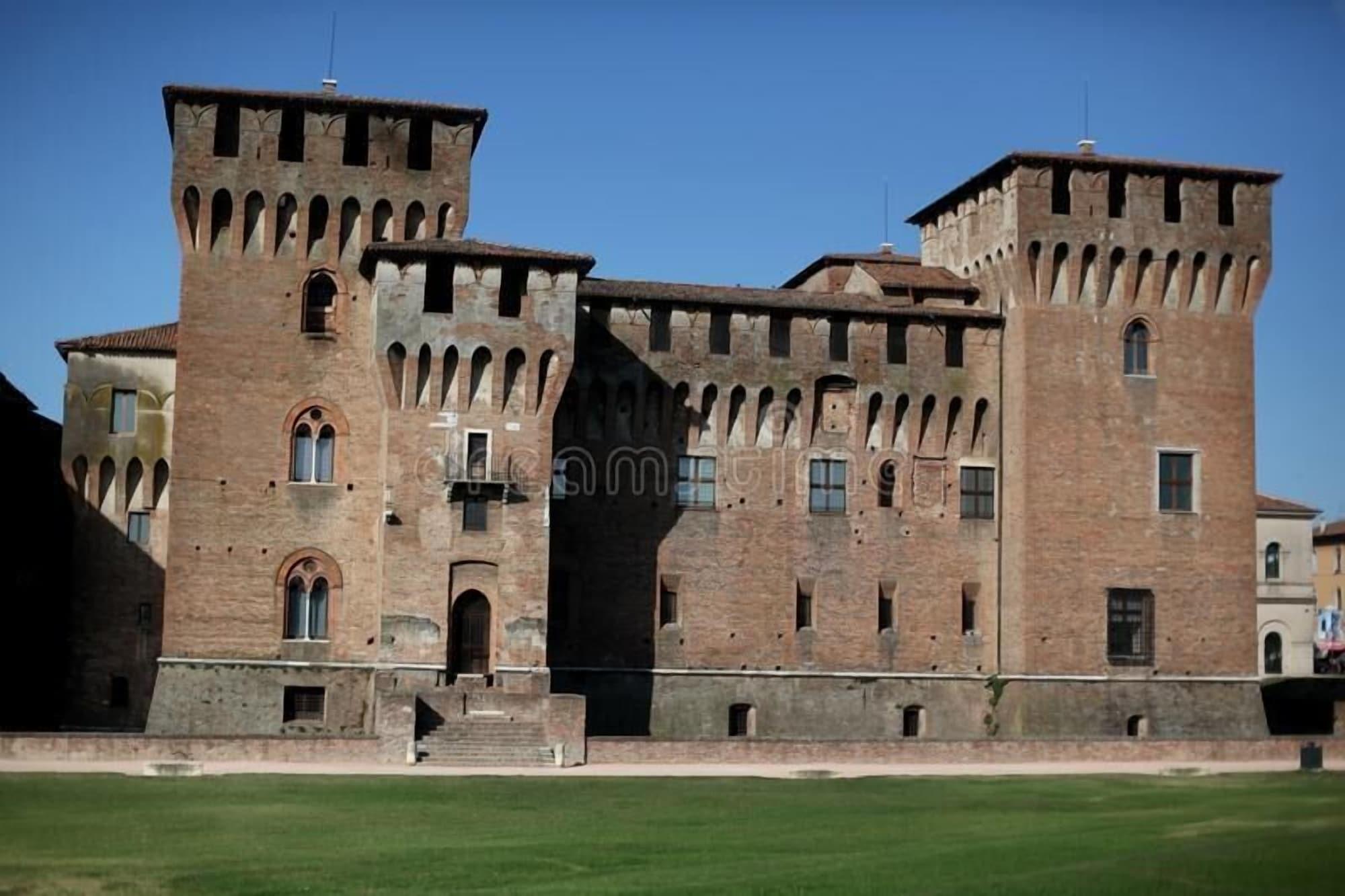 Hotel Italia City Center Mantova Bagian luar foto